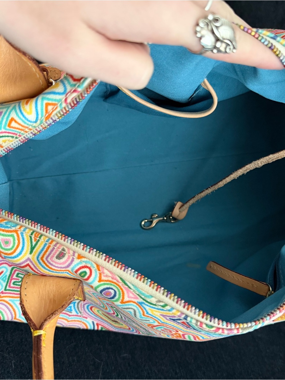 Dooney & Bourke Vintage Graffiti Doodle Coated Canvas Barrel Bag Satchel - Picture 12 of 15